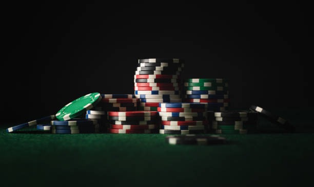Live casino multi-table view and sports dashboard